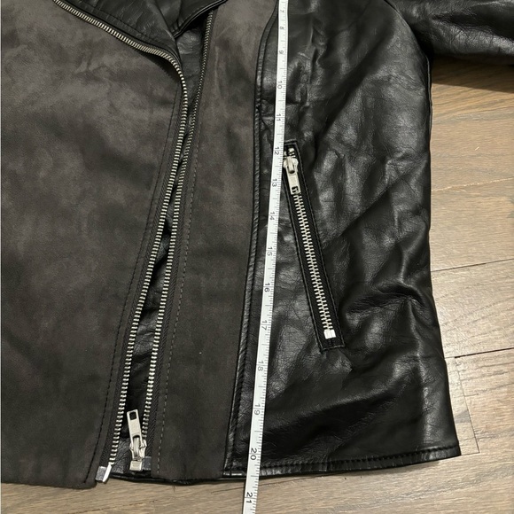 Divided Women’s Moto Jacket Faux Leather and Suede Black and Dark Gray. 12 - Picture 7 of 8
